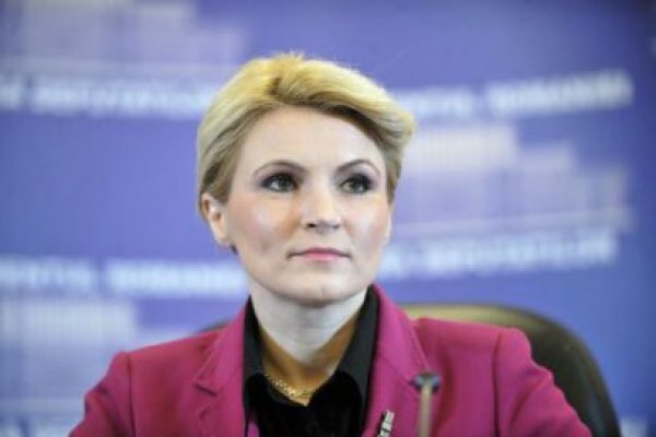 Andreea Paul: Nu mă voi lăsa păcălită de Ponta şi Antonescu